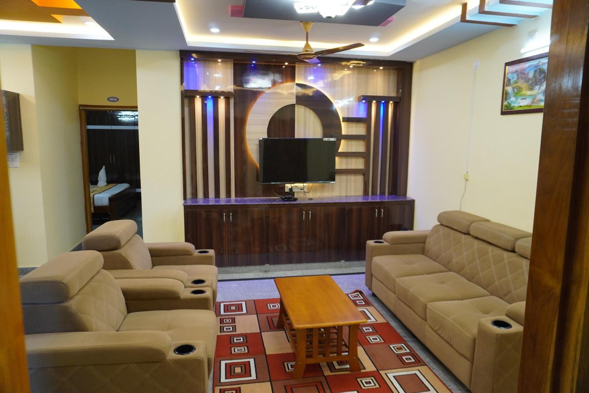 Tirumala Premium Home Stay Tirupati Esterno foto