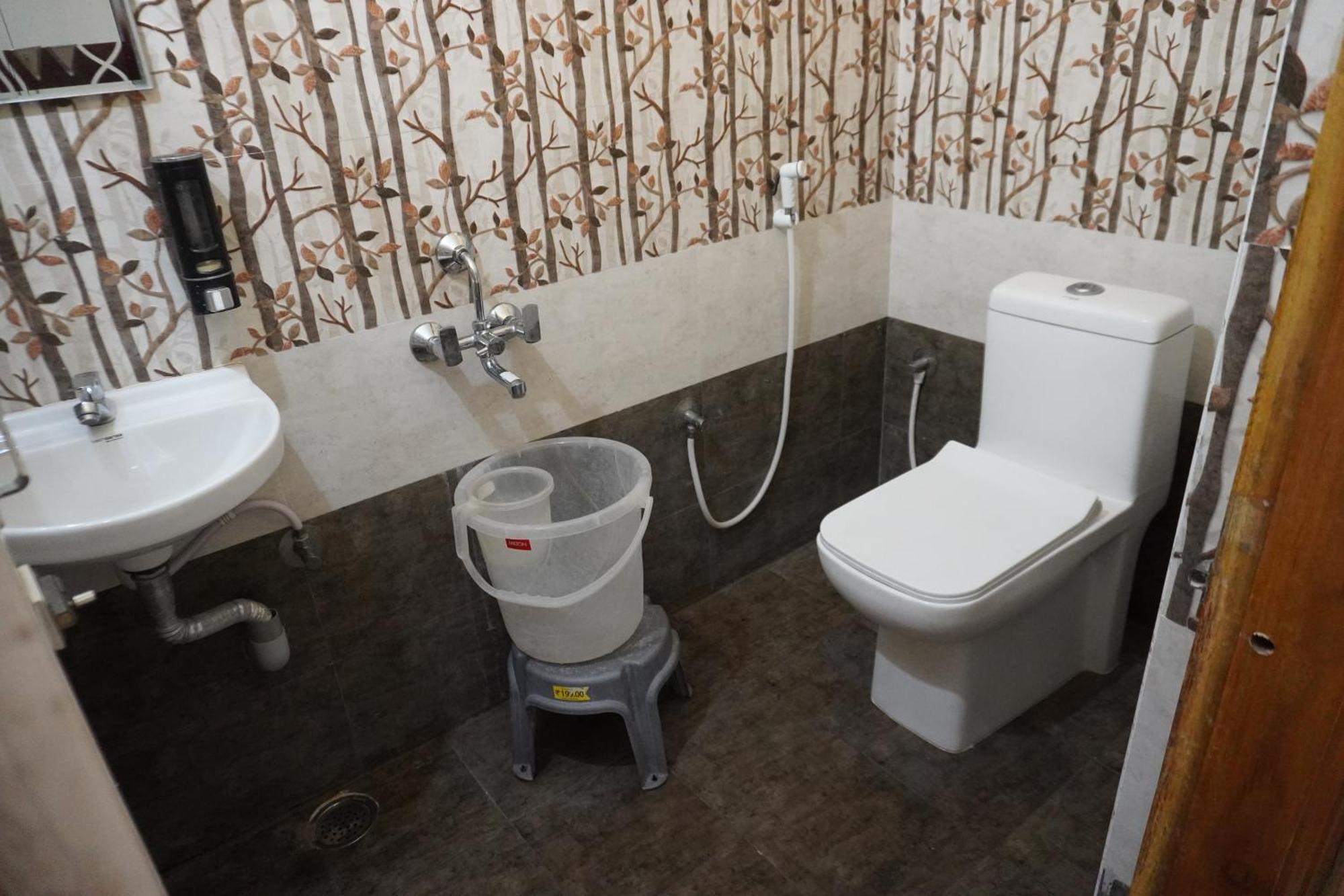 Tirumala Premium Home Stay Tirupati Esterno foto